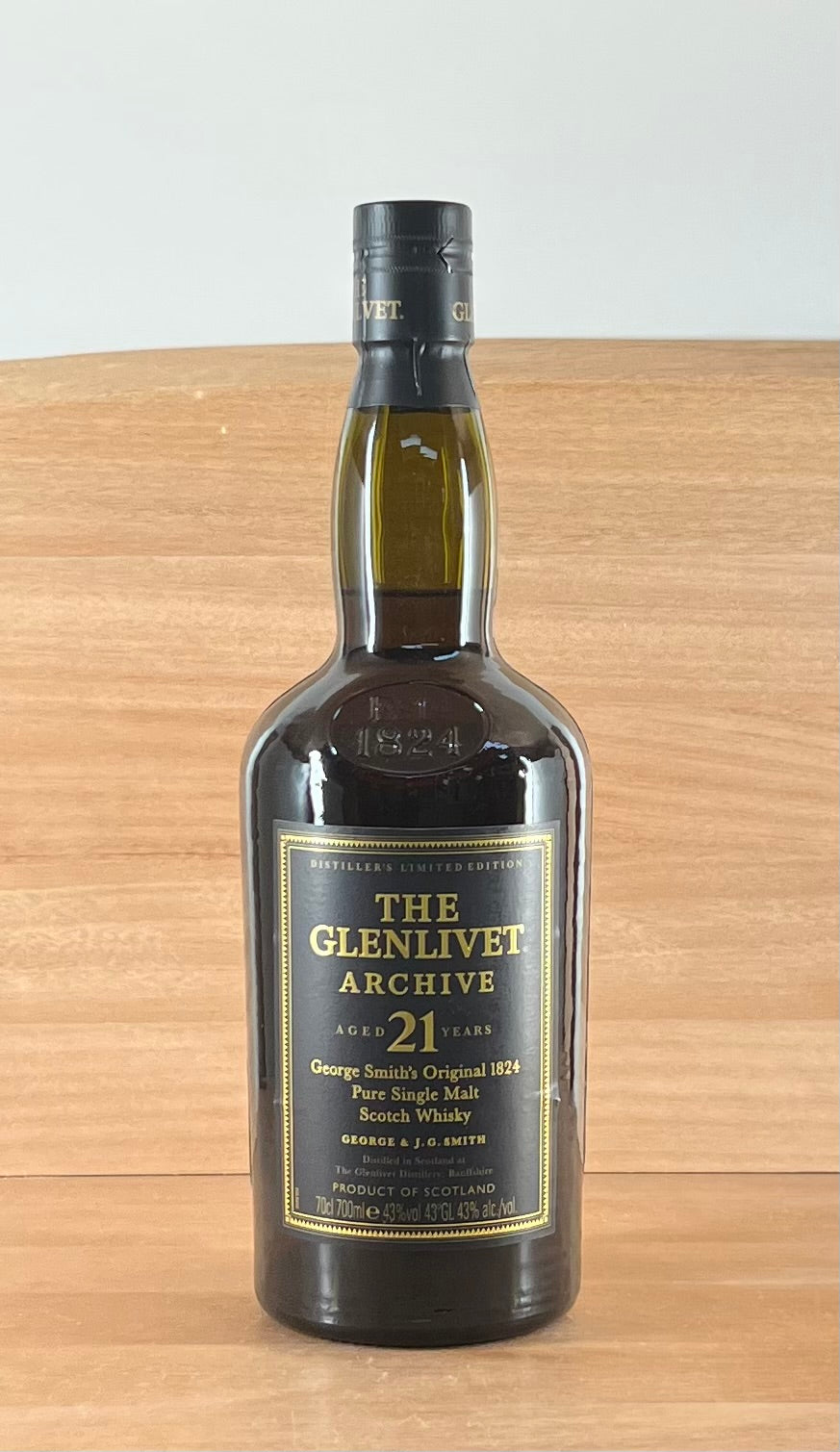 Glenlivet 21 yo Archive Single Malt Scotch Whisky (Older bottling, no box)