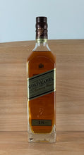 Load image into Gallery viewer, Johnnie Walker Gold Label 18 yo The Centenary Blend Blended Scotch Whisky (Older bottling, cork cap, box, 750 mL)