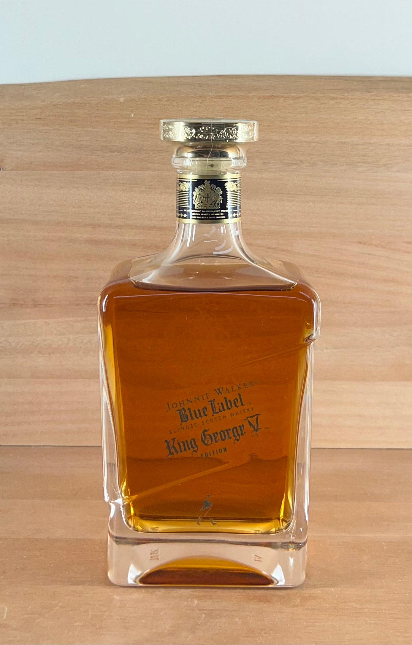 Johnnie Walker King George V edition Blue Label Blended Scotch Whisky (First Edition)